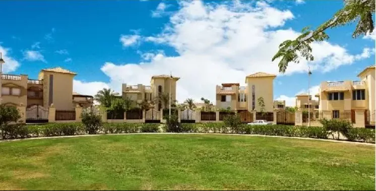 رويال سيتي  الشيخ زايد البابطين جروب
