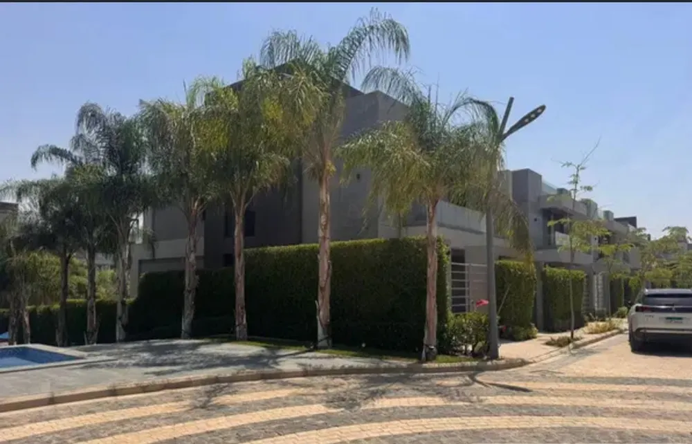 102044-villa-for-sale-in-el-patio-casa-with-5-bedrooms-in-el-shorouk-by-la-vista-developments