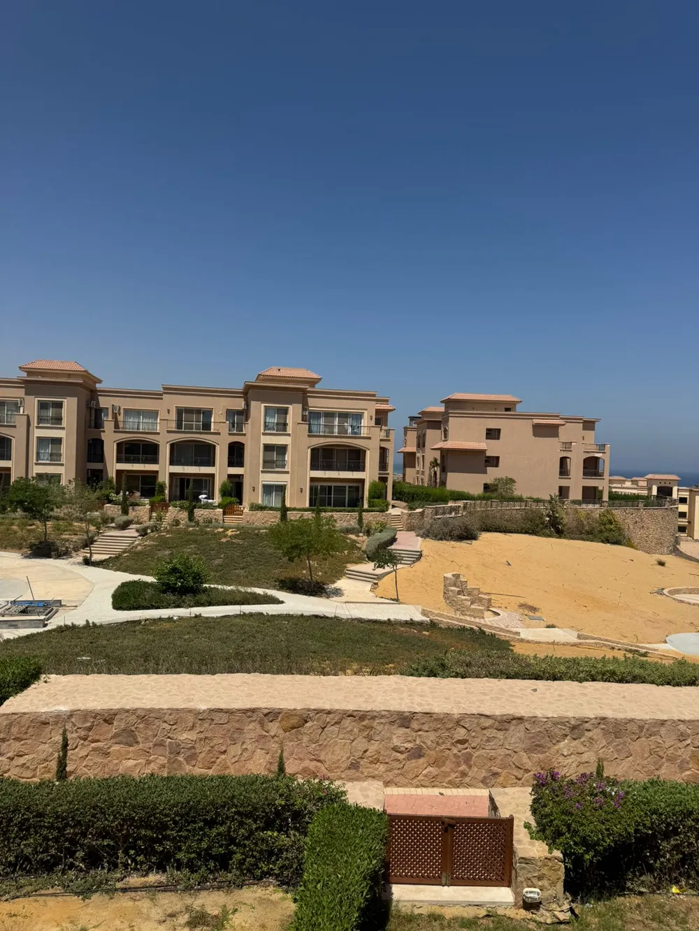 104257-chalet-for-sale-in-laguna-bay-with-3-bedrooms-in-ain-sokhna-by-capital-development