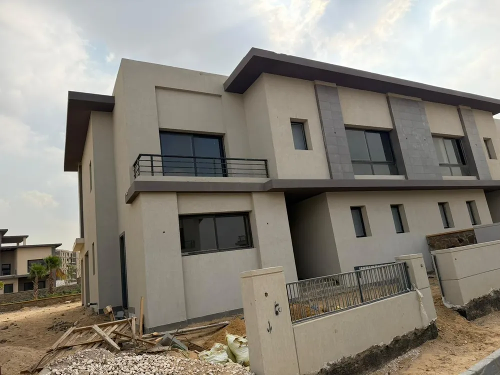 110281-twinhouse-for-sale-in-swanlake-residences-with-3-bedrooms-in-new-cairo-by-hassan-allam-properties