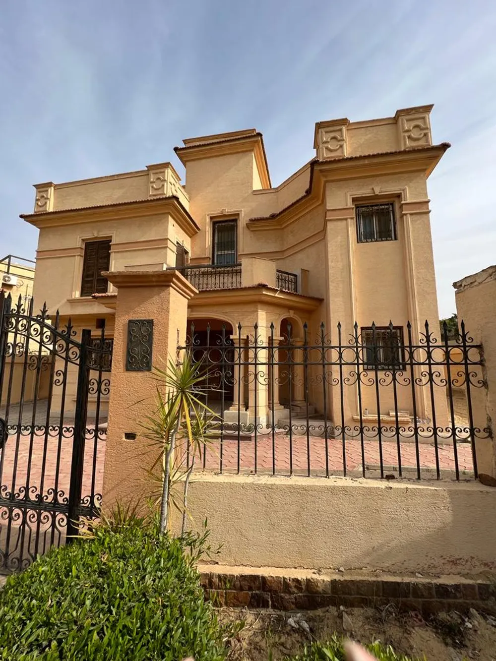 114261-فيلا-للبيع-في-طيبه-5-غرفة-في-القاهرة-الجديدة-شركة-طيبة-للتنمية-العمرانيه