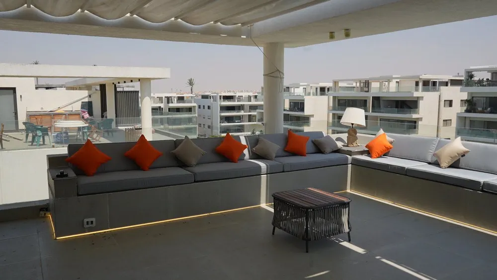 116357-بنتهاوس-للبيع-في-ليك-فيو-ريزيدنس-3-غرفة-في-جولدن-سكوير-ليك-فيو-للتطوير-العقاري