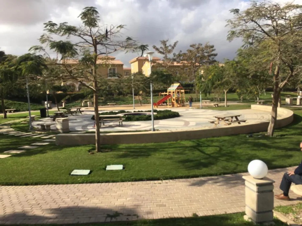 34325-villa-for-sale-in-hyde-park-with-5-bedrooms-in-6th-settlement-by-hyde-park
