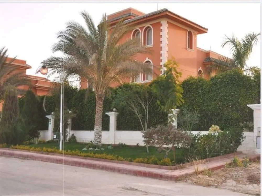 77062-فيلا-للبيع-في-جولف-السليمانية-4-غرفة-في-سفنكس-الجديدة-شركة-مصر-للتنمية-السياحية