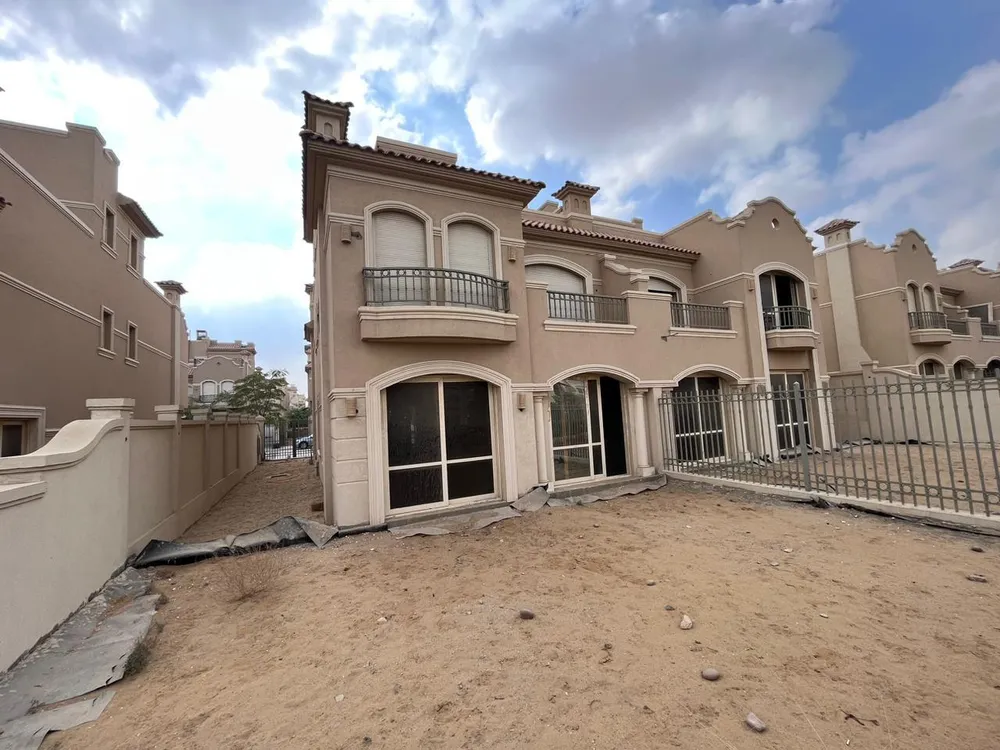 82842-twinhouse-for-sale-in-el-patio-oro-with-3-bedrooms-in-new-cairo-by-la-vista-developments
