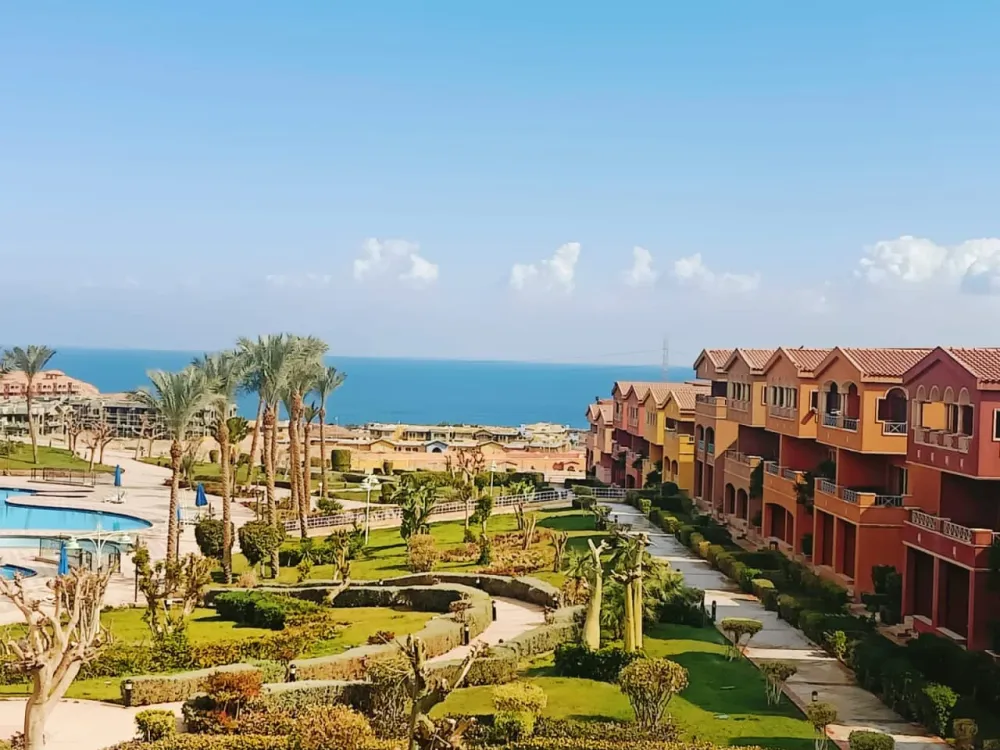 98345-شاليه-للبيع-في-بورتو-السخنة-2-غرفة-في-العين-السخنة-عامر-جروب