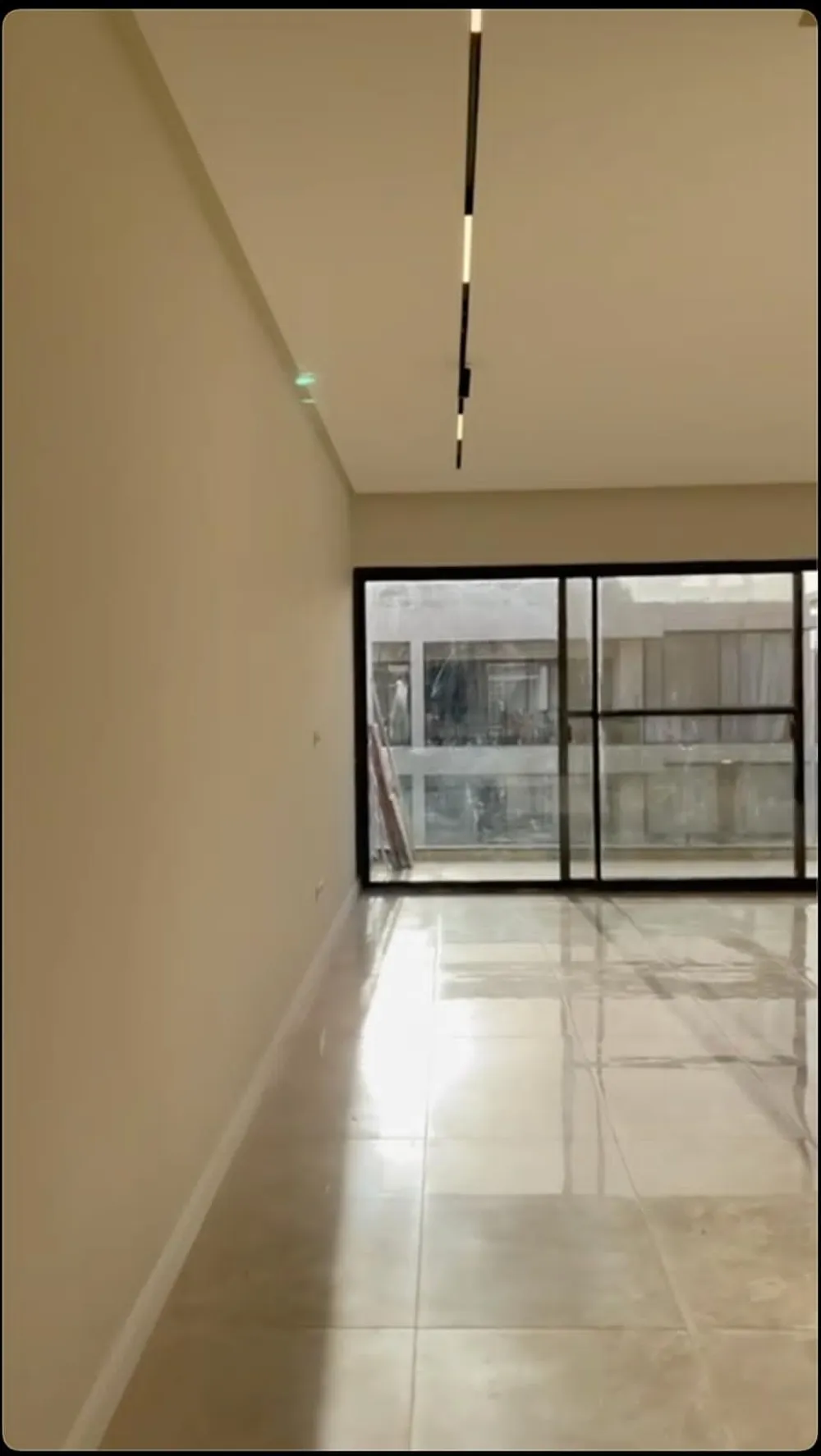 54858-شقة-للبيع-بالتكييفات-في-ليك-فيو-ريزيدنس-في-القاهرة-الجديدة