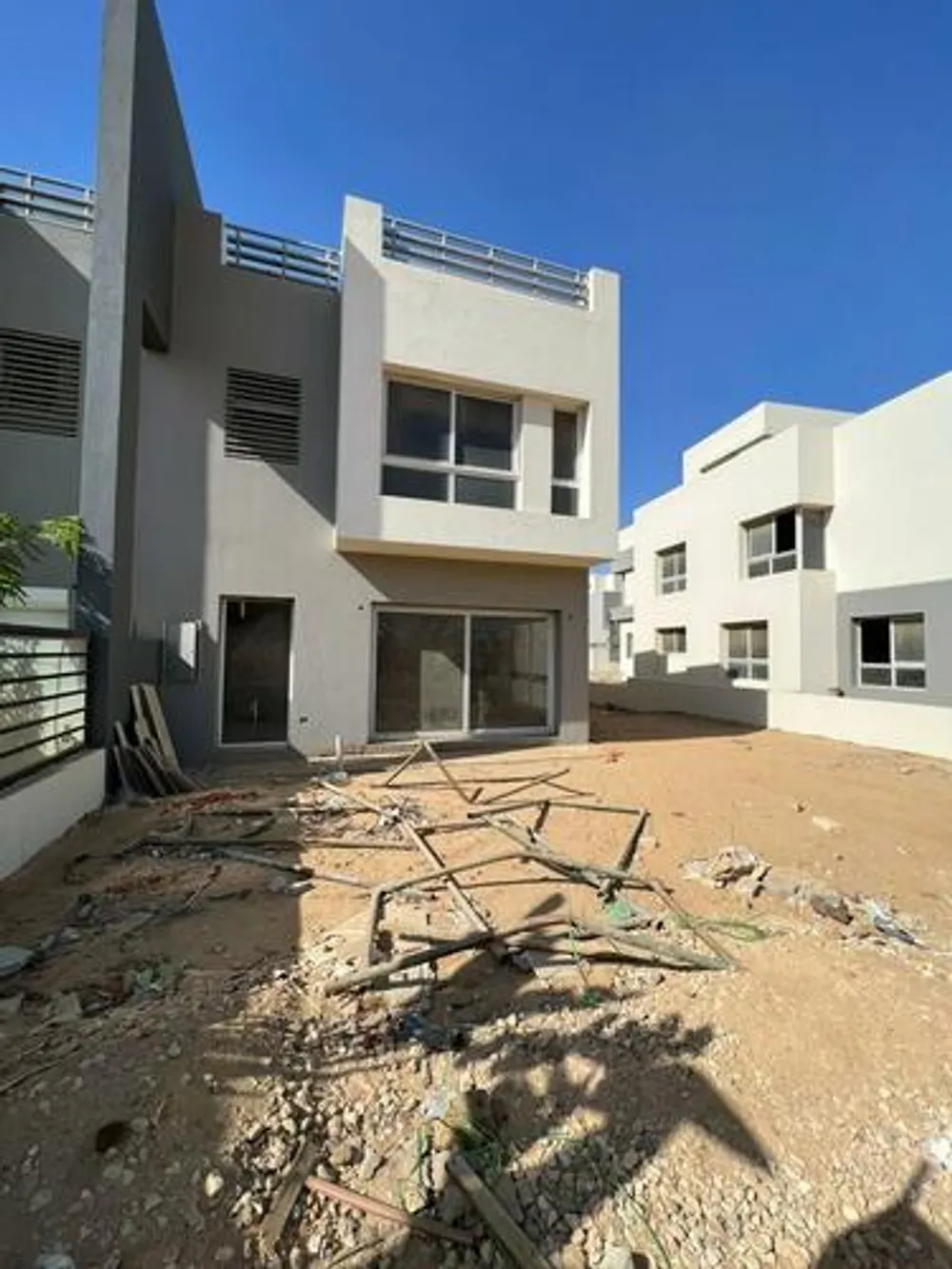 90832-twinhouse-for-sale-in-hyde-park
