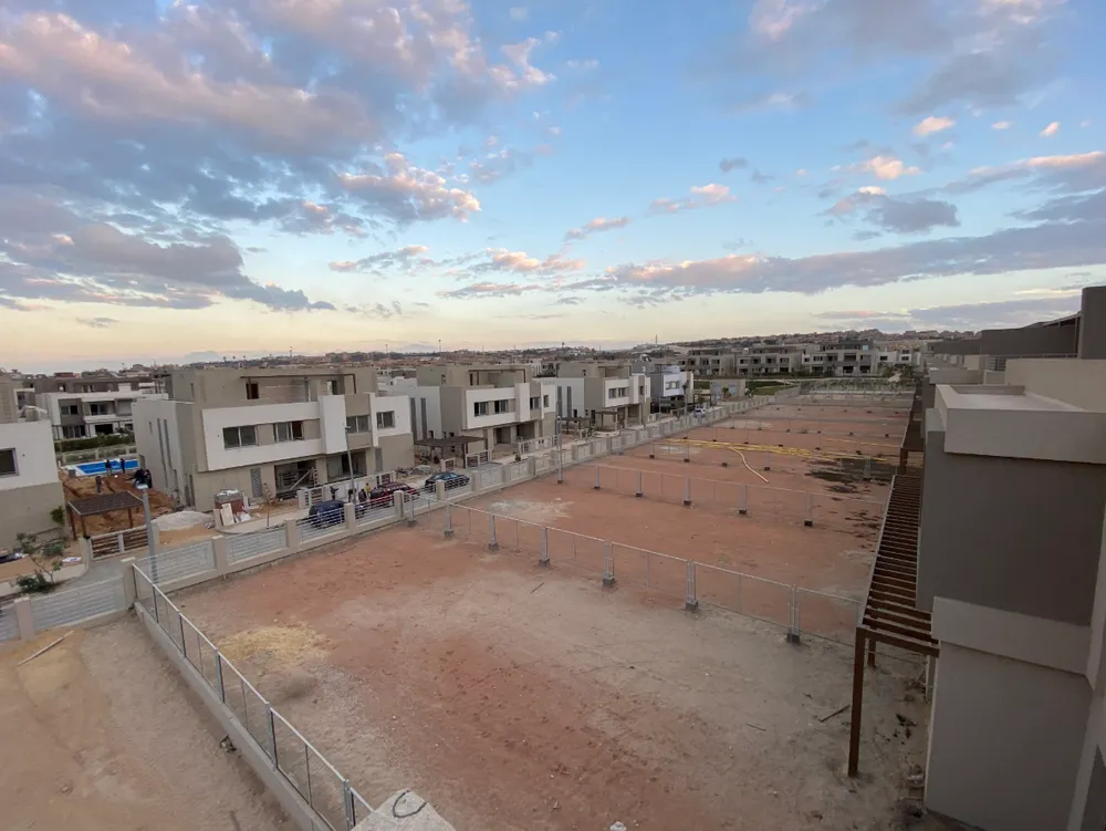 91550-تاون-هاوس-كورنر-للبيع-في-بالم-فالي