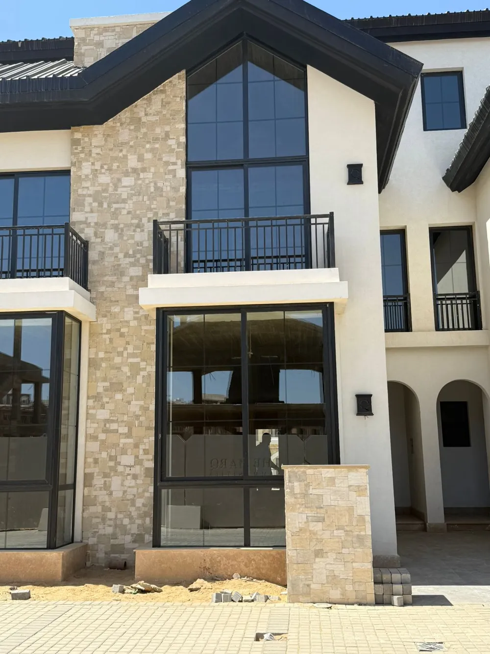 89692-townhouse-for-sale-in-the-marq-gardens