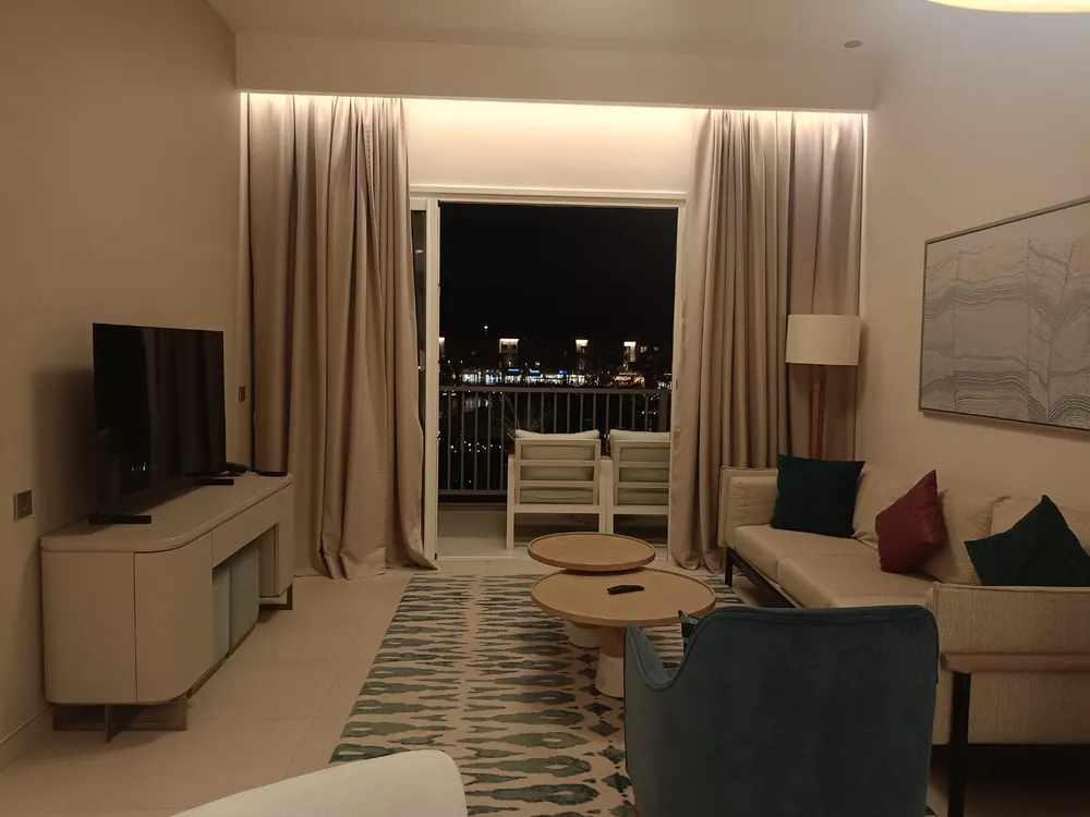 94220-شقة-فندقية-للبيع-في-مراسي